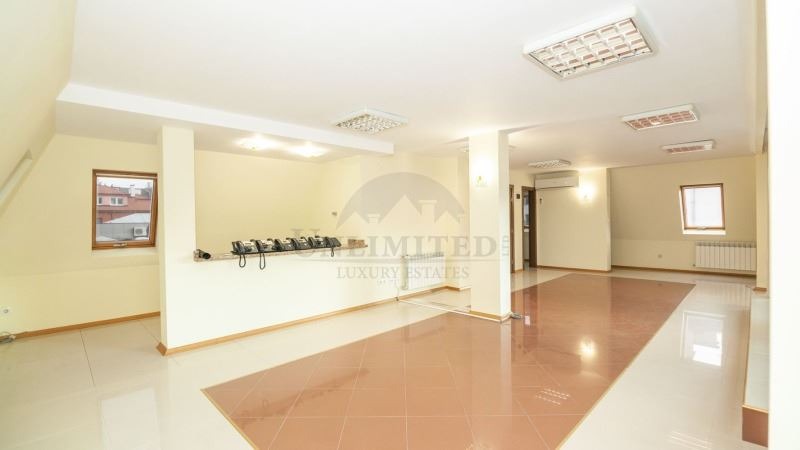 Til leje  Hus Sofia , Yavorov , 647 kvm | 59150842 - billede [16]