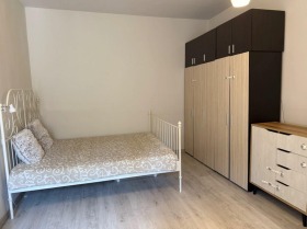 1 makuuhuone Zona B-5, Sofia