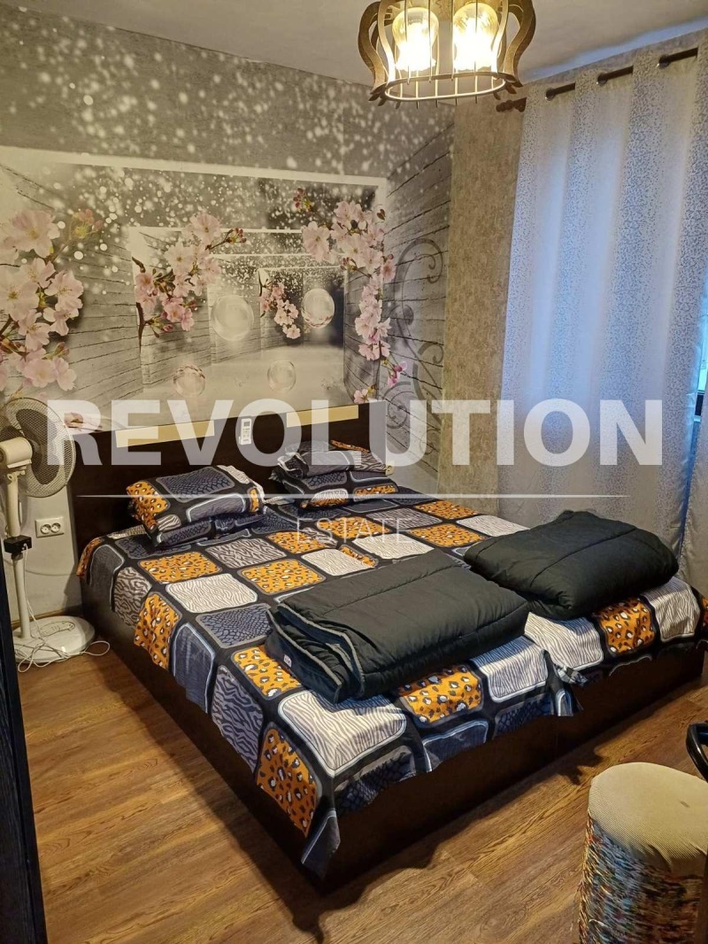 Дава под нем  3-стаен, град Варна, Погреби •  600 EUR • ID 90574190 — holmes.bg - [1] 