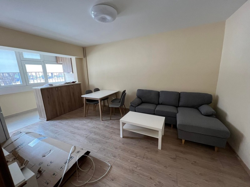 De inchiriat  1 dormitor Sofia , Mladost 3 , 45 mp | 73770638