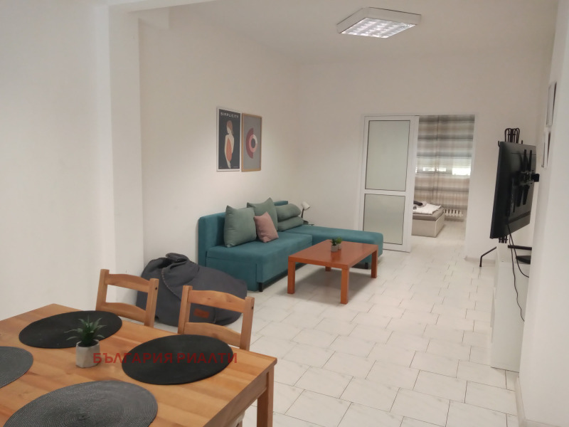 En renta  2 dormitorios Sofia , Tsentar , 80 metros cuadrados | 93296356 - imagen [2]