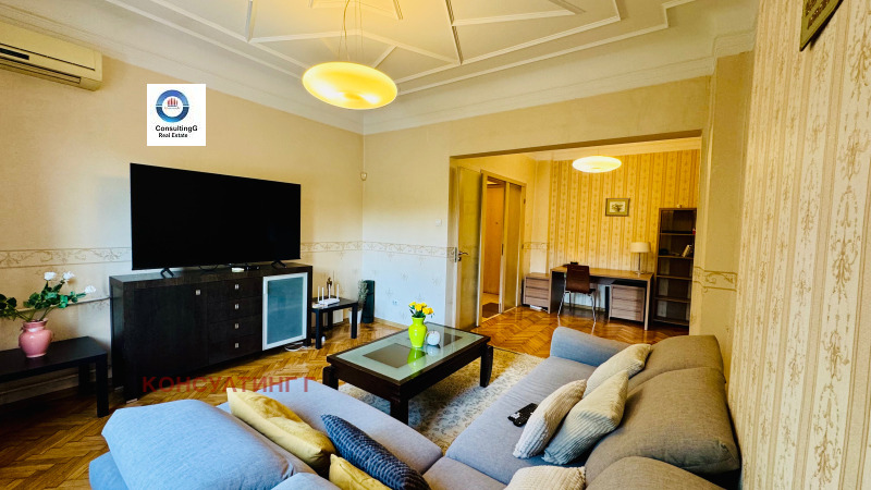 För uthyrning  2 sovrum Sofia , Centar , 120 kvm | 78553826