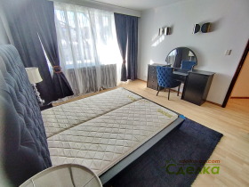 2 Schlafzimmer Zentar, Gabrowo 9