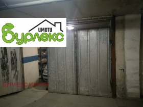 Garage Lyatno kino Trakiya, Varna 6