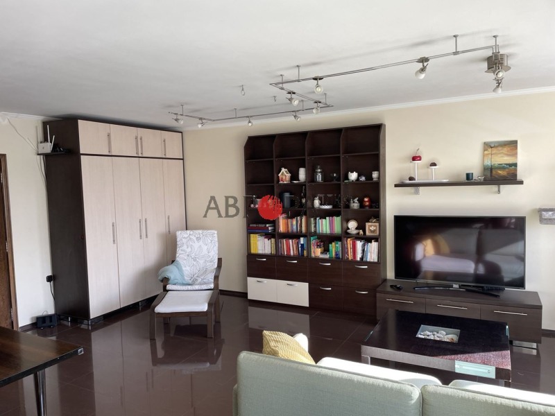 В аренду  2 спальни Бургас , Център , 90 кв.м | 81893399 - изображение [6]