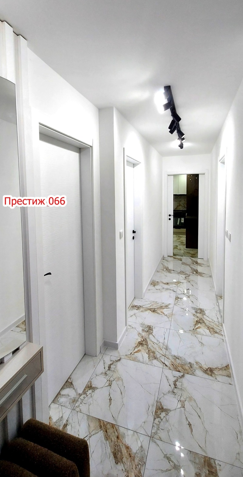 Дава под наем 3-СТАЕН, гр. Шумен, 5-ти полк, снимка 12 - Апартаменти - 52364782