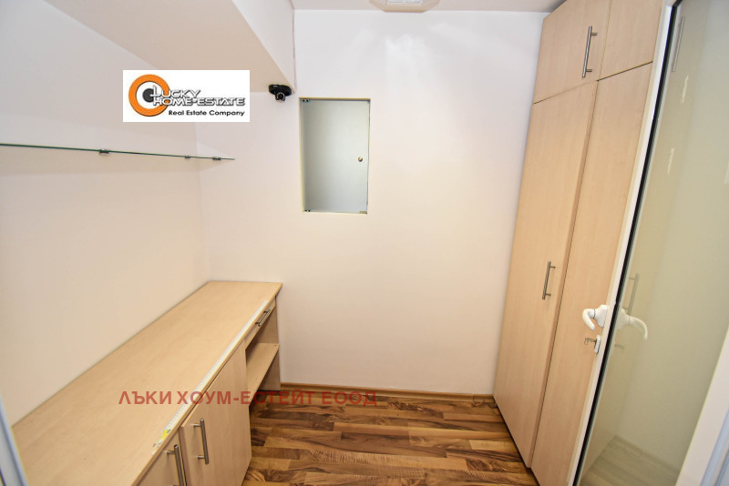 Da affittare  Ufficio Sofia , Gotse Delchev , 200 mq | 40648409 - Immagine [11]
