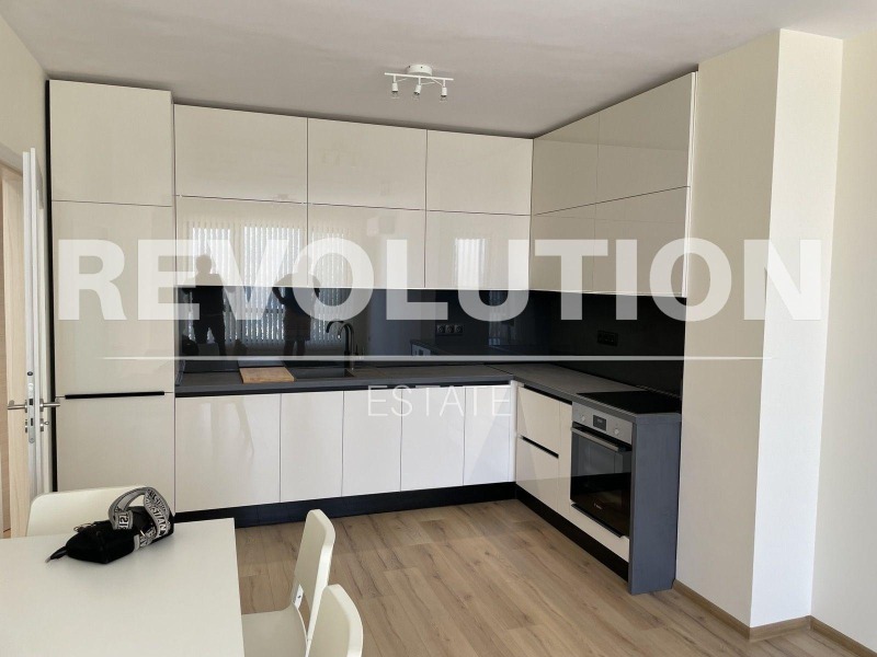 K pronájmu  1 ložnice Varna , Asparuchovo , 60 m2 | 92880744