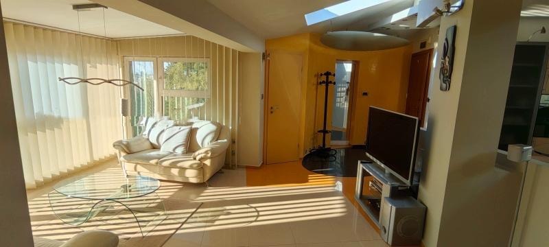Para alugar  2 quartos Sofia , Studentski grad , 197 m² | 70429431 - imagem [2]