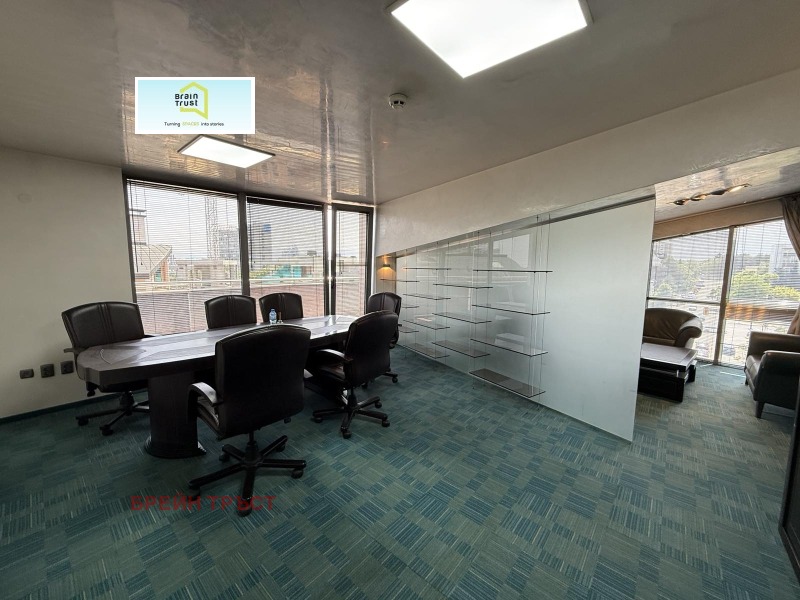 Para alugar  Escritório Sofia , Iztok , 120 m² | 76548489