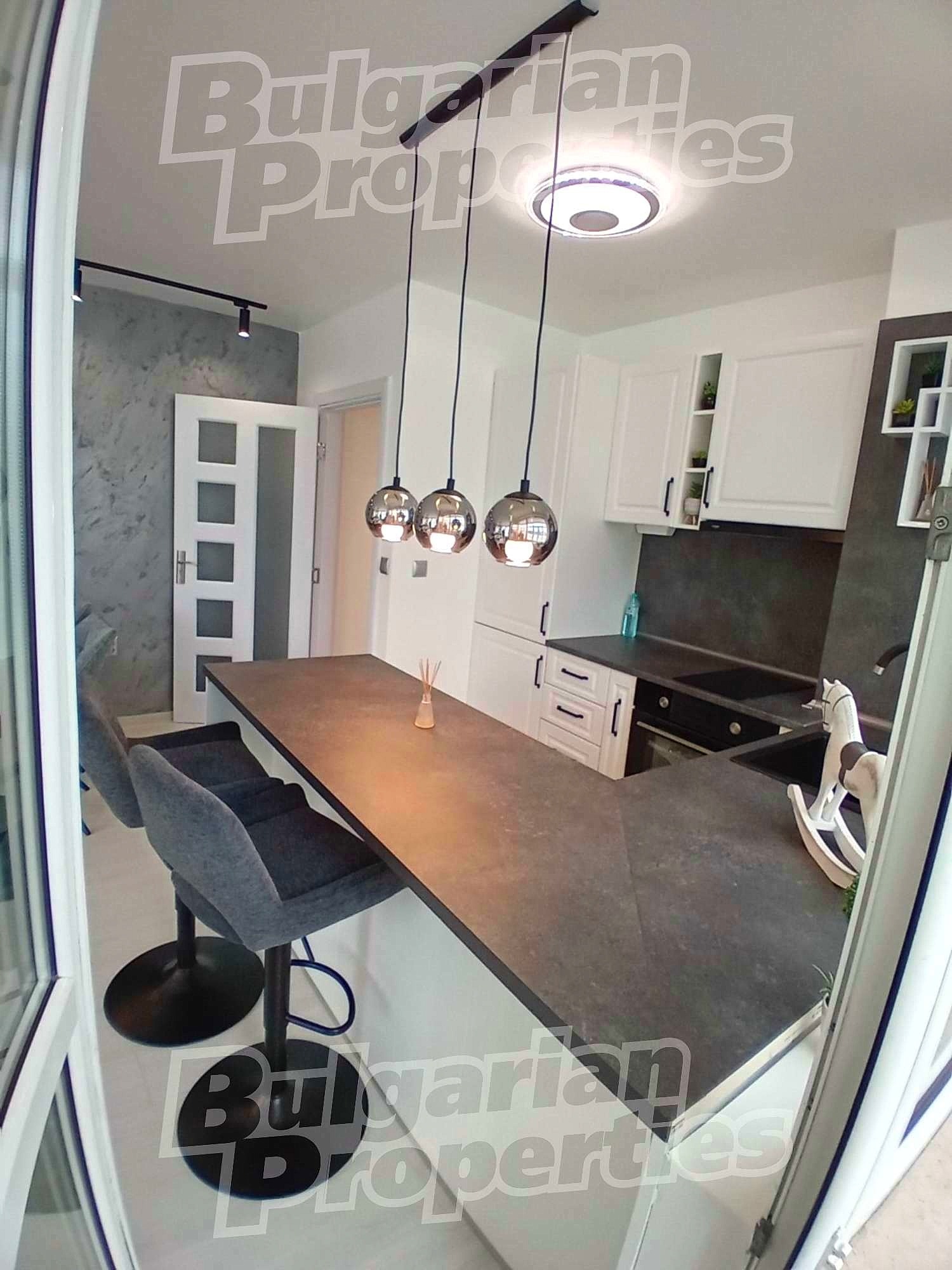 Дава под наем 2-СТАЕН, гр. Варна, Център, снимка 10 - Апартаменти - 46589901