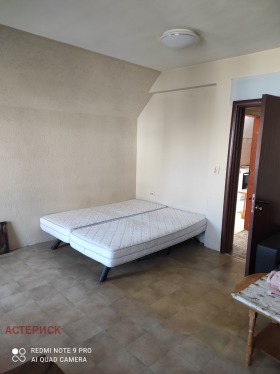 1 Schlafzimmer Goze Deltschew, Sofia 5