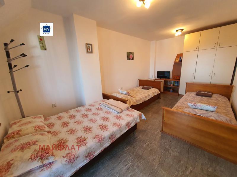 Zu vermieten  1 Schlafzimmer Burgas , Zentar , 62 qm | 73886745 - Bild [3]