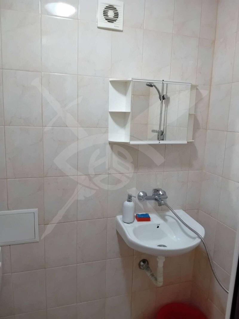 Para alugar  Estúdio Varna , Levski 1 , 24 m² | 68950837 - imagem [3]