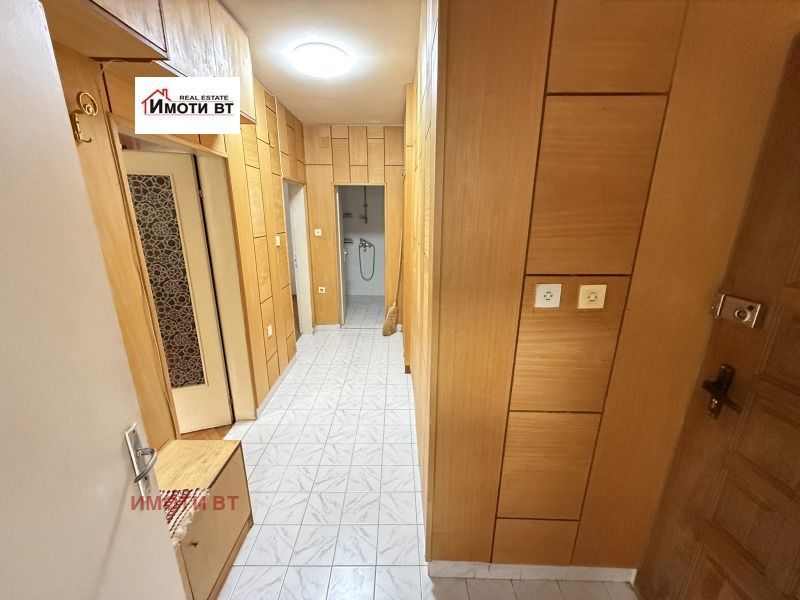 Do wynajęcia  2 sypialnie Weliko Tarnowo , Kolju Ficzeto , 80 mkw | 39909149 - obraz [3]