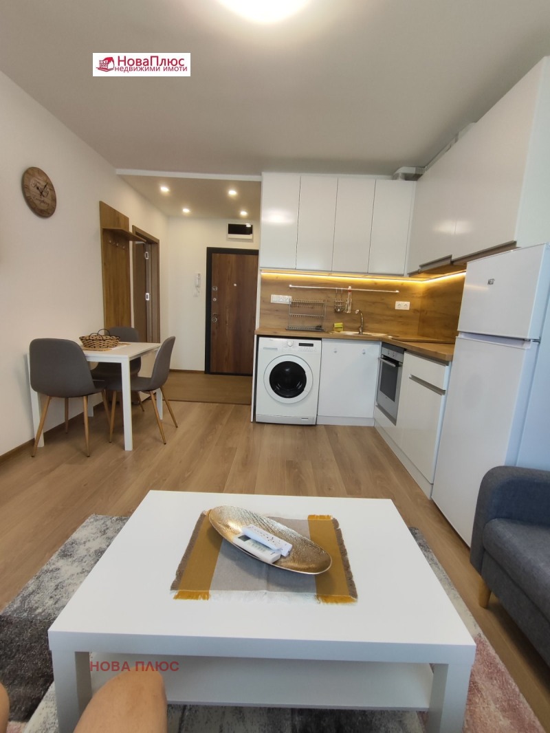 Para alugar  1 quarto Pernik , Iztok , 60 m² | 39228892