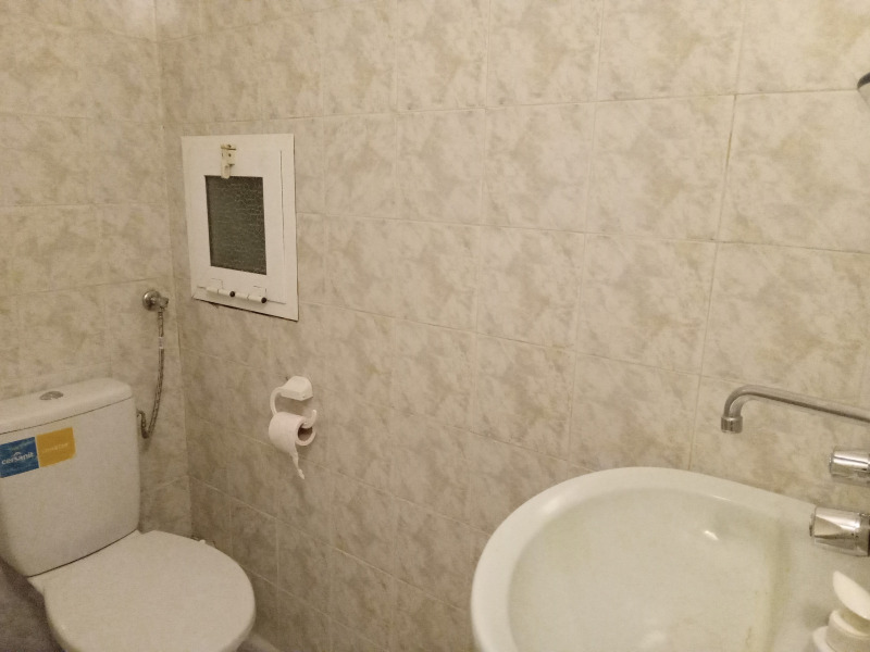 Дава под наем 3-СТАЕН, гр. София, Център, снимка 4 - Апартаменти - 52808572