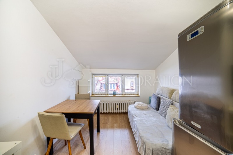 Zu vermieten  Dachboden Sofia , Zentar , 20 qm | 10761055 - Bild [4]