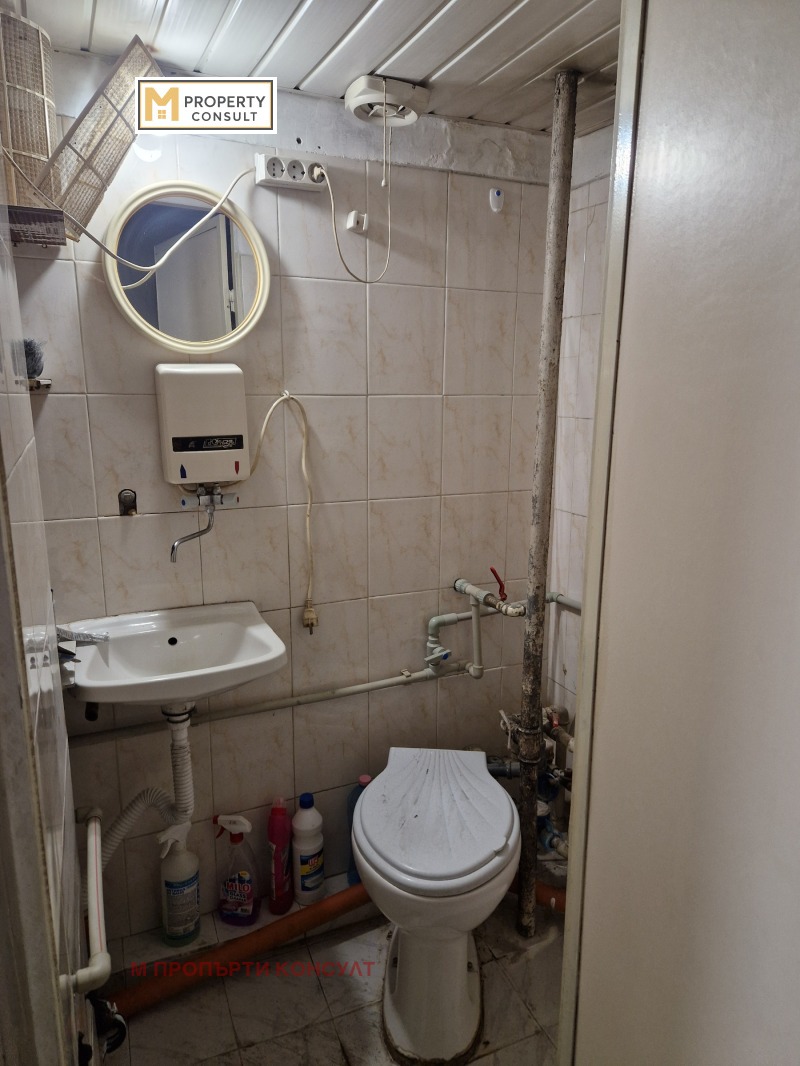 Дава под наем ОФИС, гр. Плевен, Широк център, снимка 10 - Офиси - 52398072