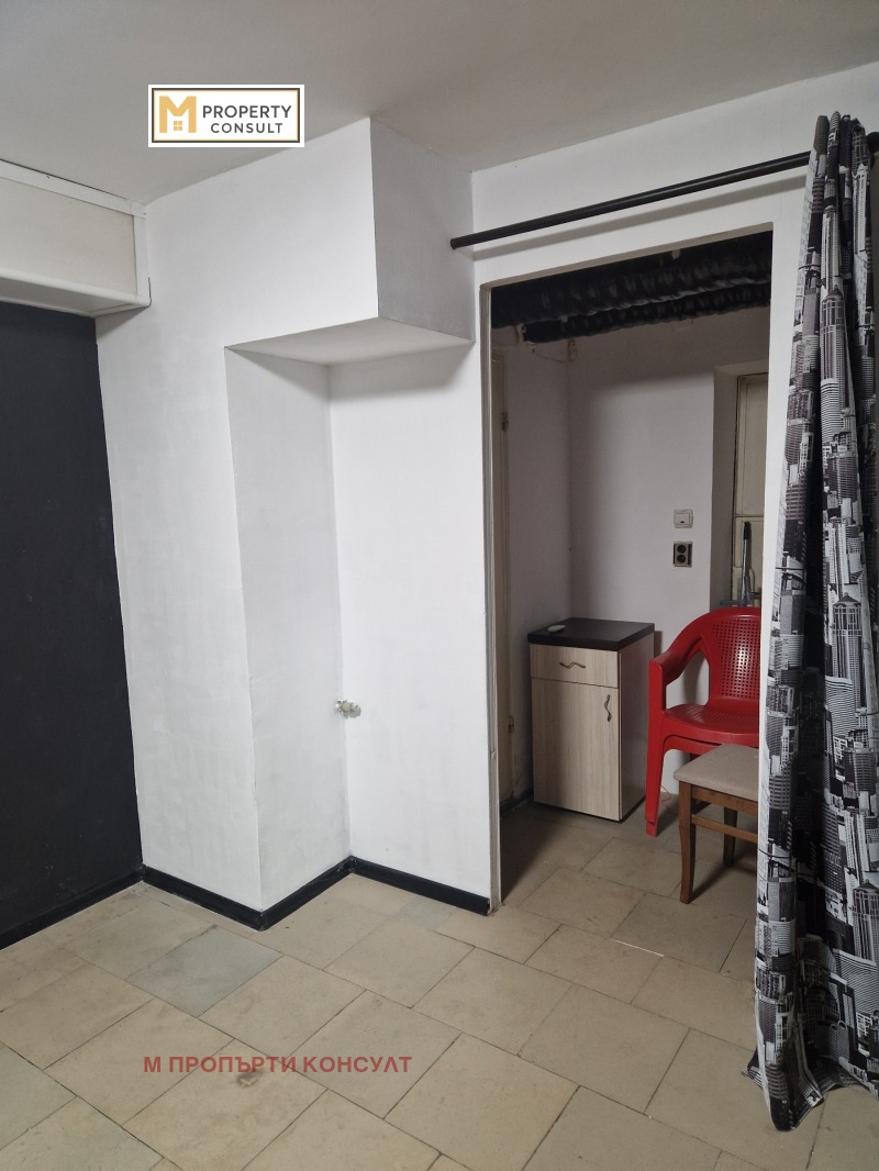 Дава под наем ОФИС, гр. Плевен, Широк център, снимка 7 - Офиси - 52398072