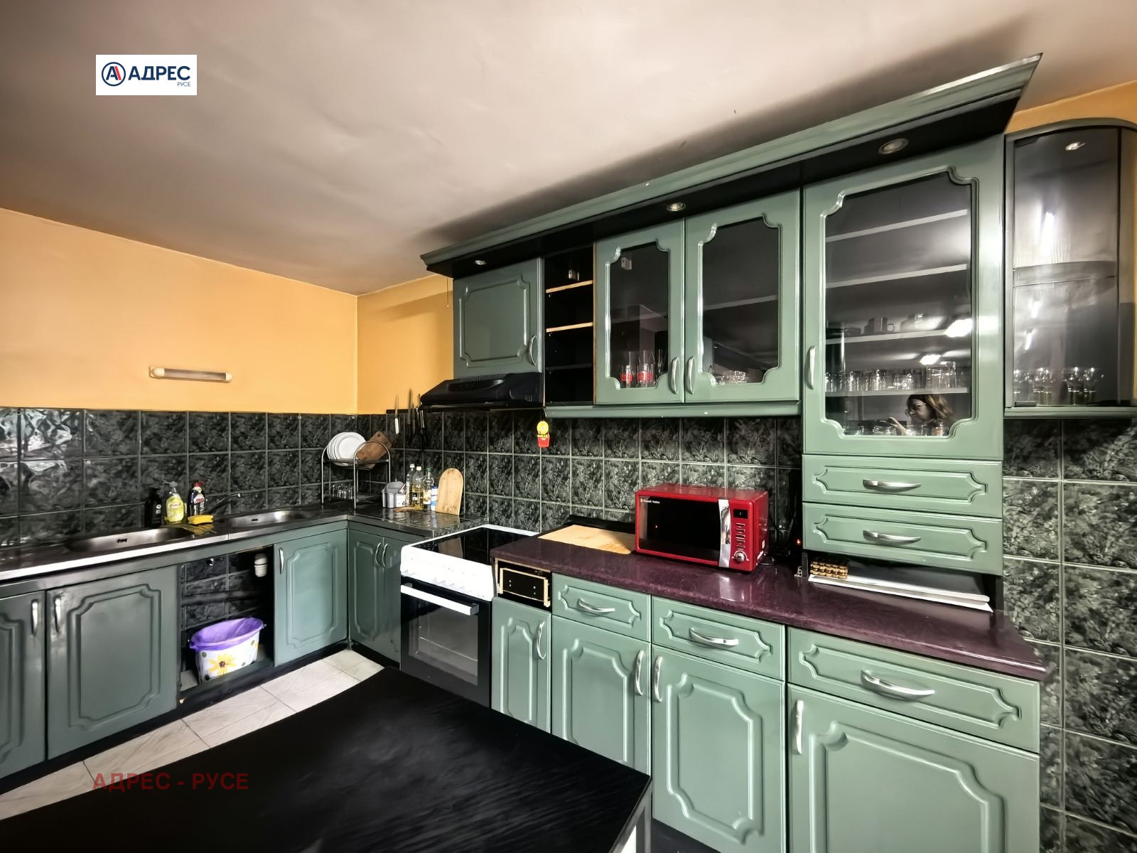 Дава под наем КЪЩА, гр. Русе, в.з. Средна кула, снимка 4 - Къщи - 54853670