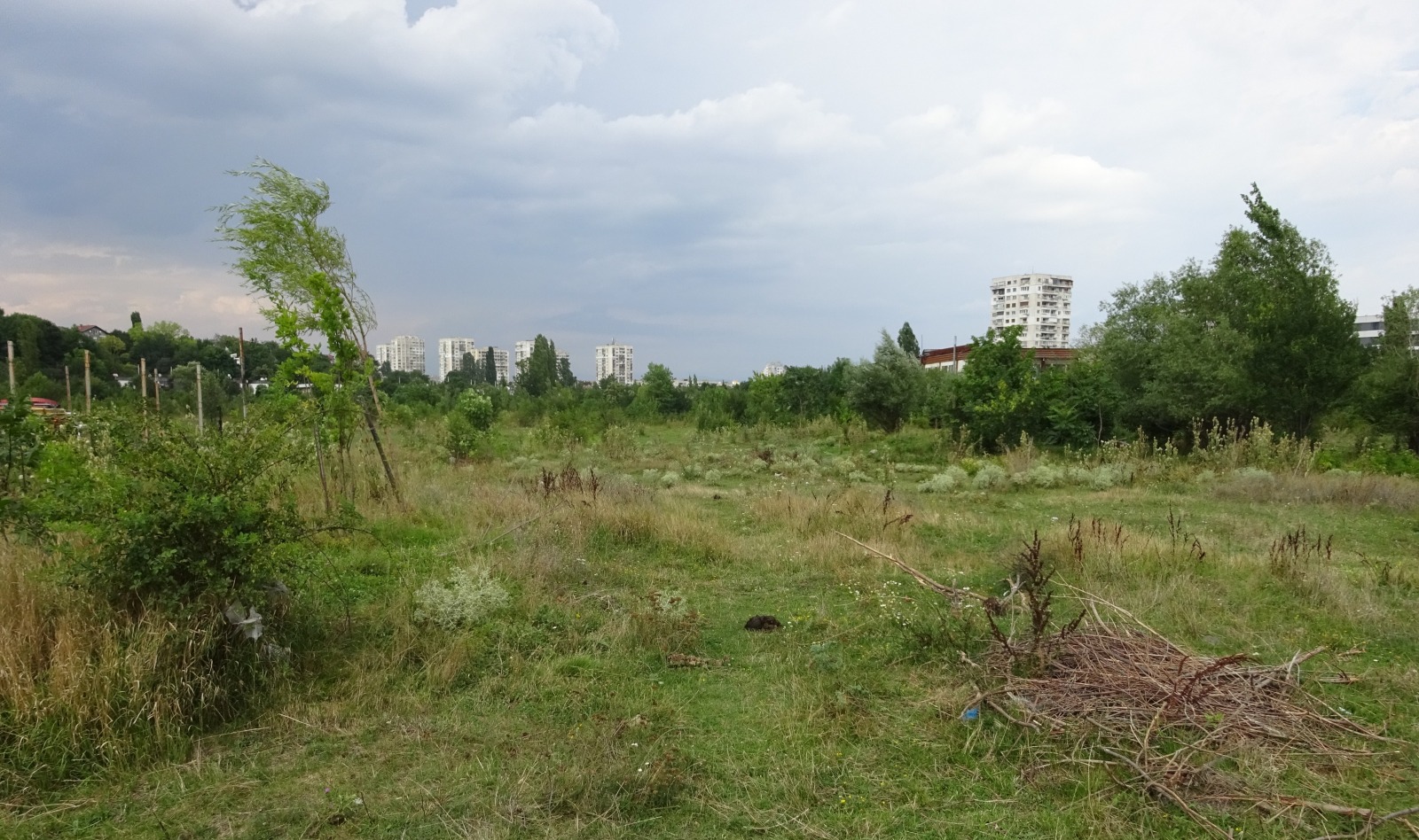 Дава под наем МЯСТО, гр. София, Красна поляна 2, снимка 3 - Парцели - 53828678