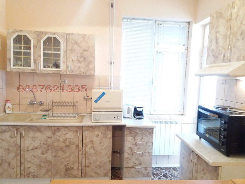 Te huur  Studio Sofia , Tsentar , 75 m² | 55873307 - afbeelding [5]