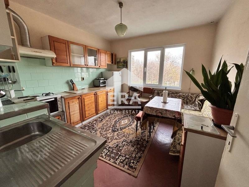 Дава под наем 2-СТАЕН, гр. Шумен, Център, снимка 3 - Апартаменти - 52811286