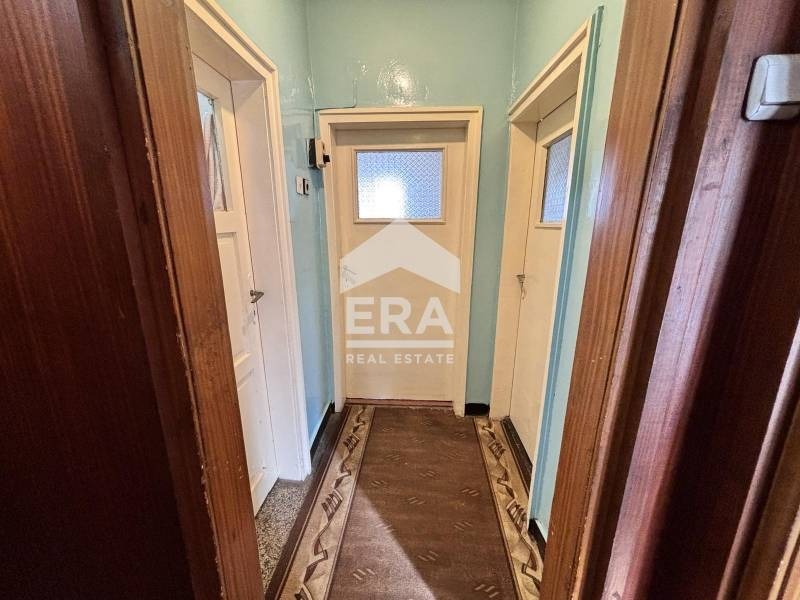 Дава под наем 2-СТАЕН, гр. Шумен, Център, снимка 7 - Апартаменти - 52811286