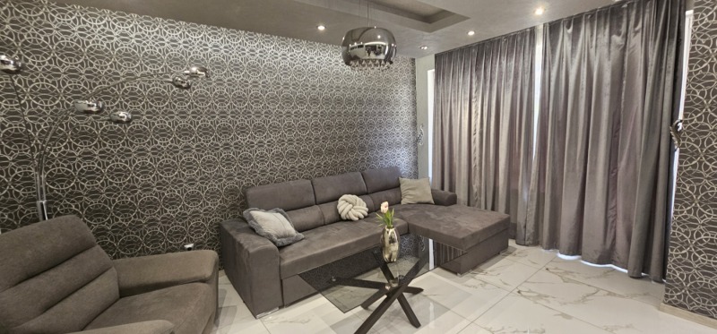 De inchiriat  2 dormitoare Sofia , Mladost 1 , 100 mp | 45180586