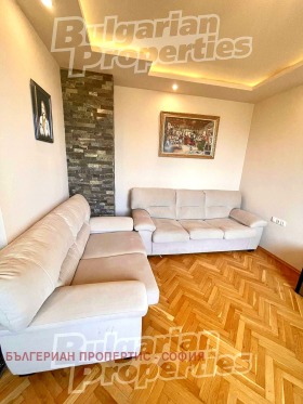 1 chambre Iztok, Sofia 6