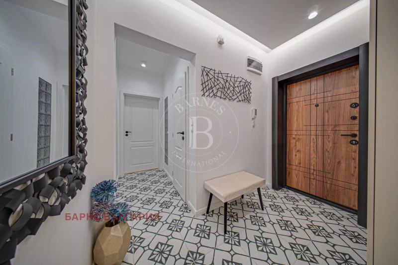 Дава под наем 3-СТАЕН, гр. София, Център, снимка 13 - Апартаменти - 53535563