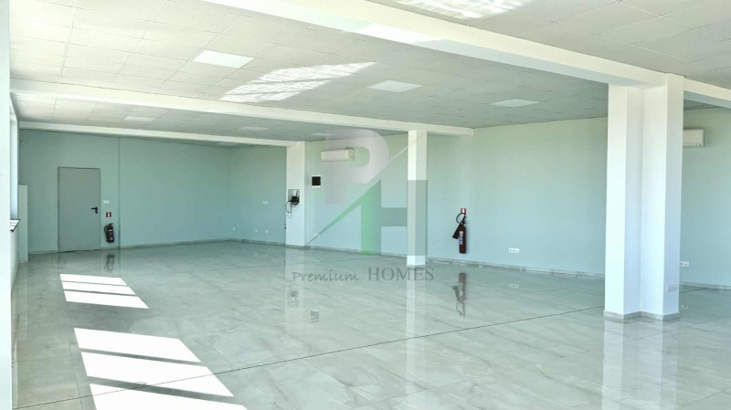 Vuokrattavana  Toimisto Sofia , Vraždebna , 220 neliömetriä | 48259509 - kuva [5]