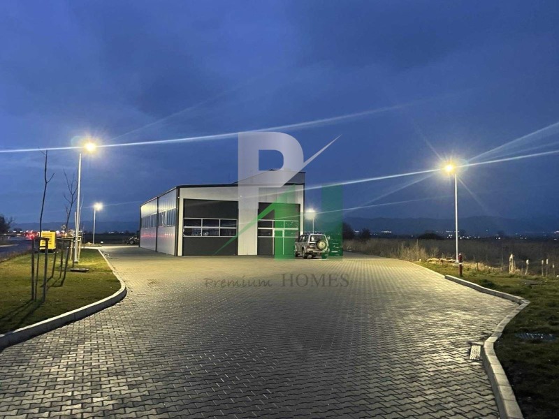 Vuokrattavana  Toimisto Sofia , Vraždebna , 220 neliömetriä | 48259509 - kuva [13]