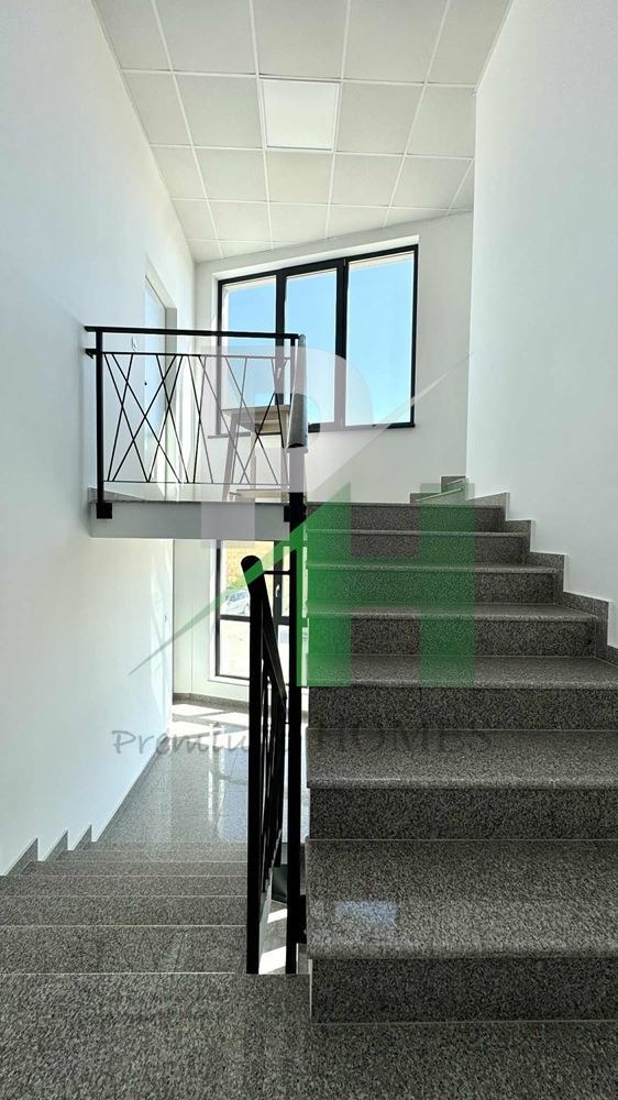 Vuokrattavana  Toimisto Sofia , Vraždebna , 220 neliömetriä | 48259509 - kuva [10]