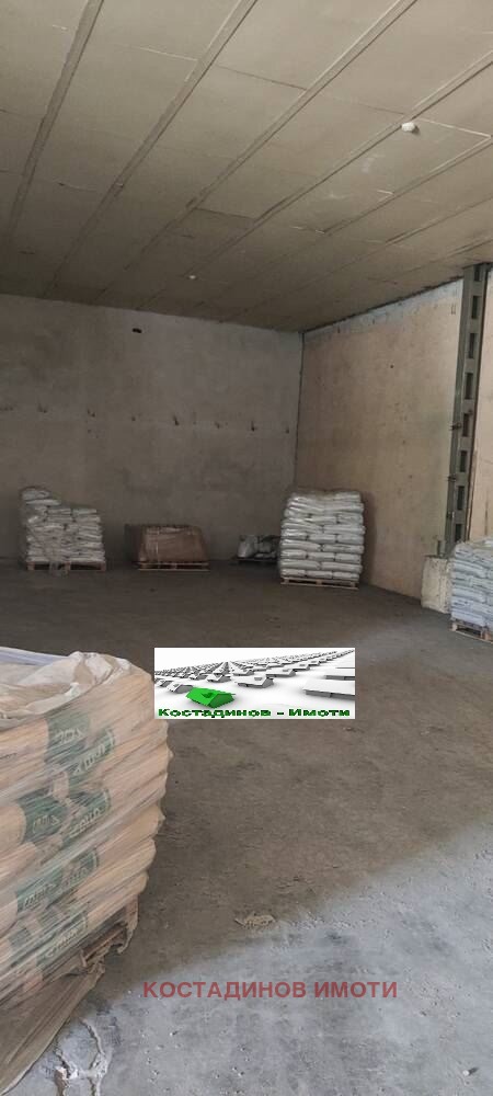 Под наем СКЛАД, град Пловдив, Индустриална зона - Север • 863 € / 1687.88 лв. • 51004403 1