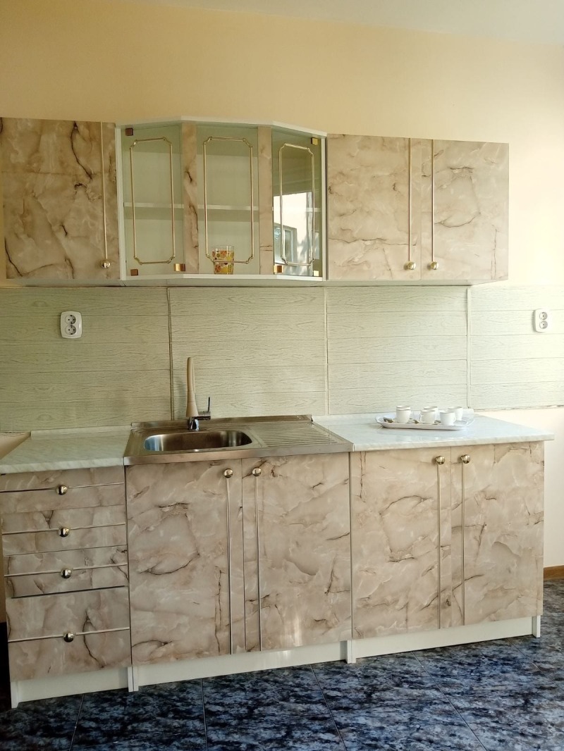 Vuokrattavana  Toimisto Plovdiv , Tsentar , 110 neliömetriä | 48602529 - kuva [2]