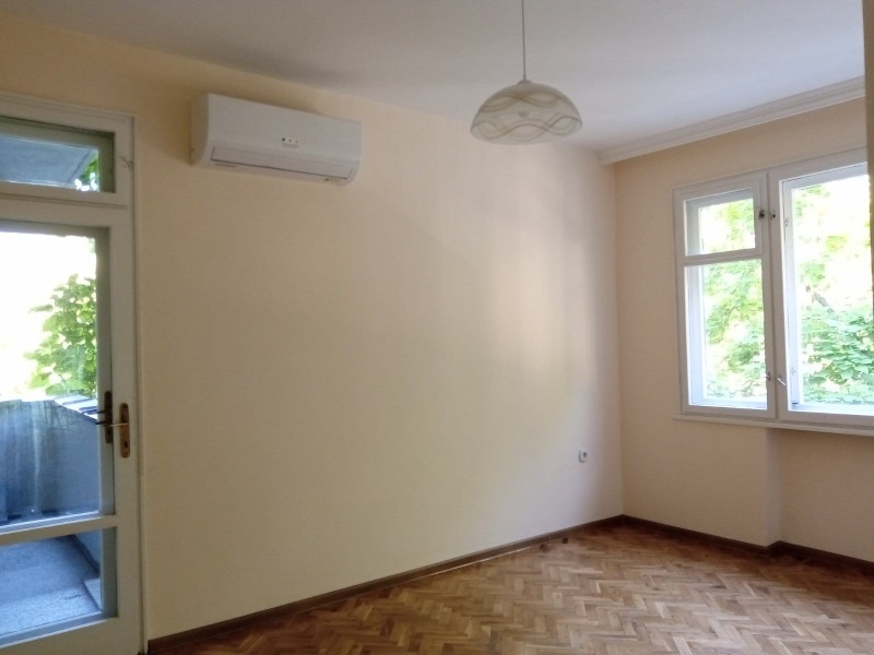 Vuokrattavana  Toimisto Plovdiv , Tsentar , 110 neliömetriä | 48602529 - kuva [9]