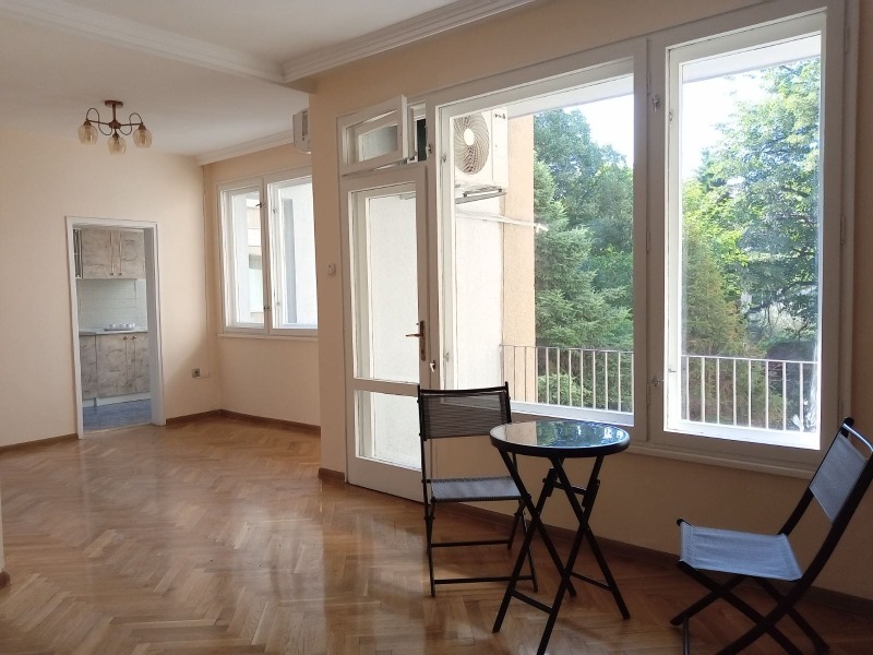 Vuokrattavana  Toimisto Plovdiv , Tsentar , 110 neliömetriä | 48602529