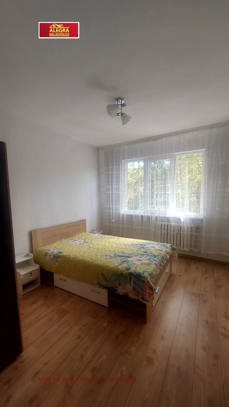 Дава под наем 2-СТАЕН, гр. София, Център, снимка 2 - Апартаменти - 52535556