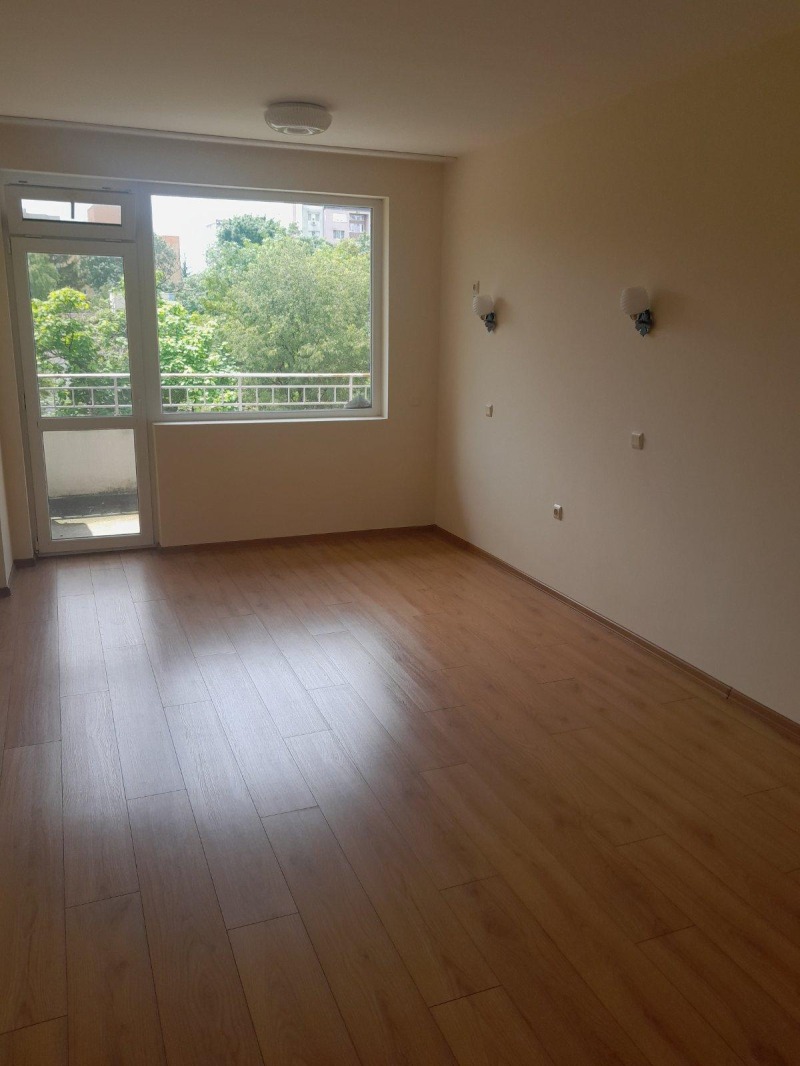 Kiadó  2 hálószobás Burgas , Slavejkov , 90 négyzetméter | 15754633 - kép [2]