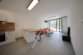 1 chambre Manastirski livadi, Sofia