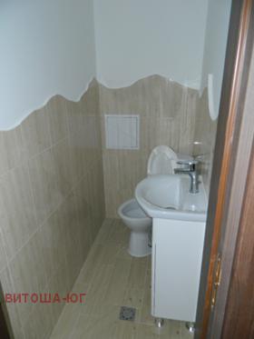    3- | Imot.bg    10