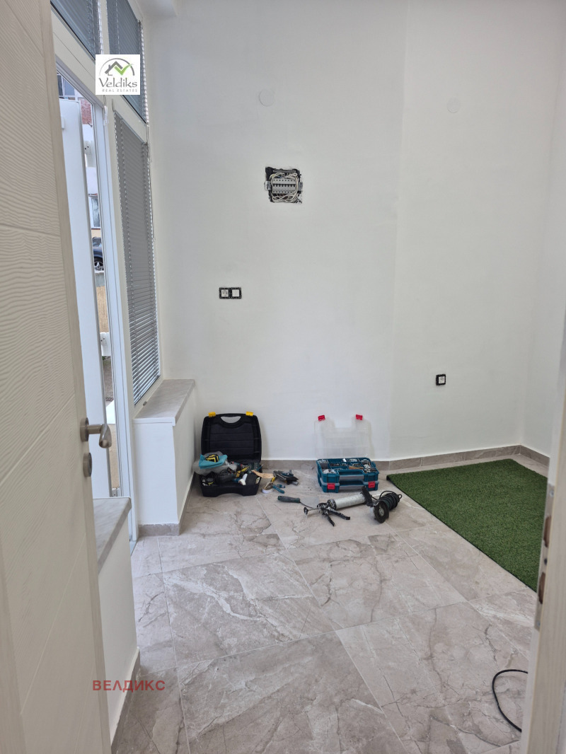 Дава под наем МАГАЗИН, гр. София, Слатина, снимка 12 - Магазини - 52797517