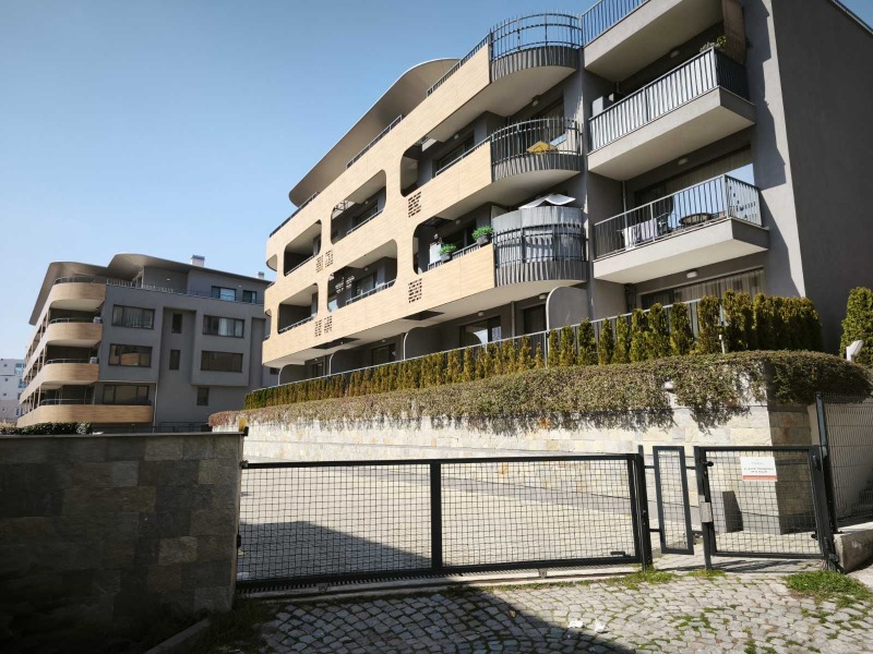 Дава под наем ГАРАЖ, ПАРКОМЯСТО, гр. Варна, Бриз