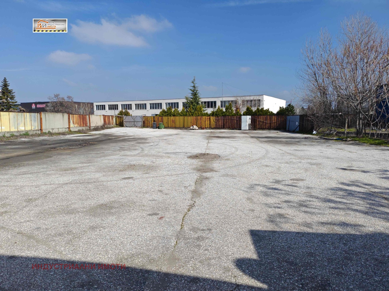 Дава под наем МЯСТО, гр. Пловдив, Индустриална зона - Юг