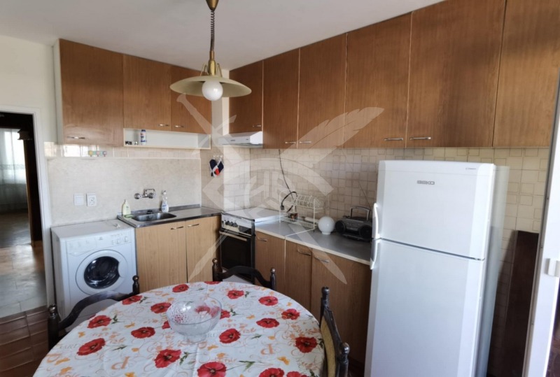 A louer  2 chambres Sofia , Lyulin 3 , 82 m² | 35076111