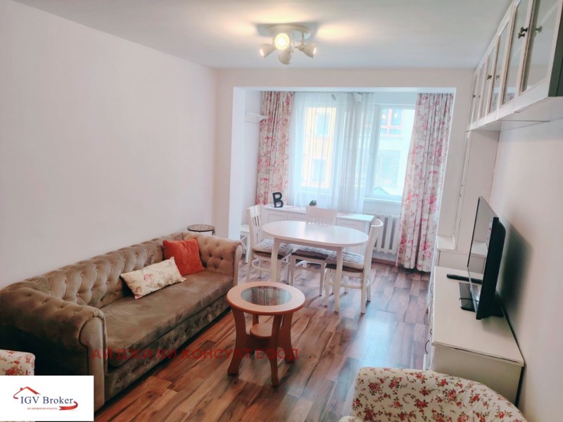 Дава под наем  2-стаен град София , Център , 70 кв.м | 70180559