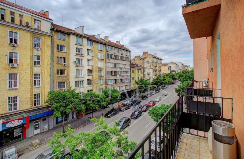 Издаје се  3+ спаваћа соба Софија , Центар , 248 м2 | 91052196 - слика [4]