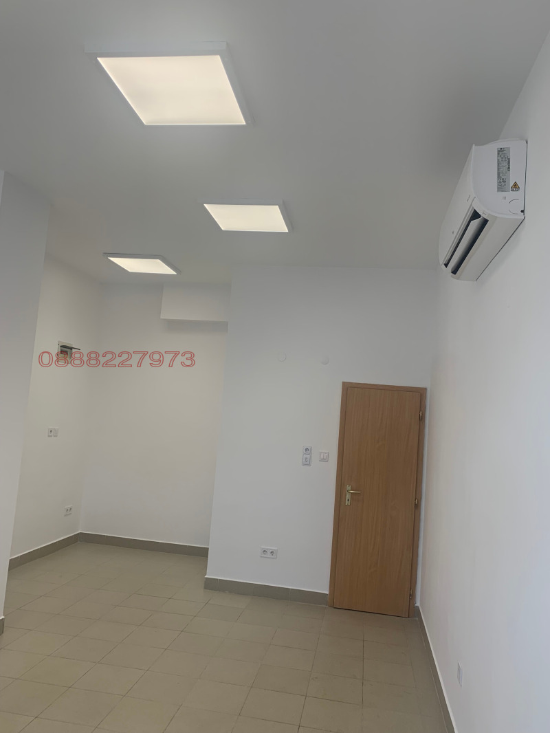 De inchiriat  Magazin Sofia , Ovcia cupel , 30 mp | 95713956